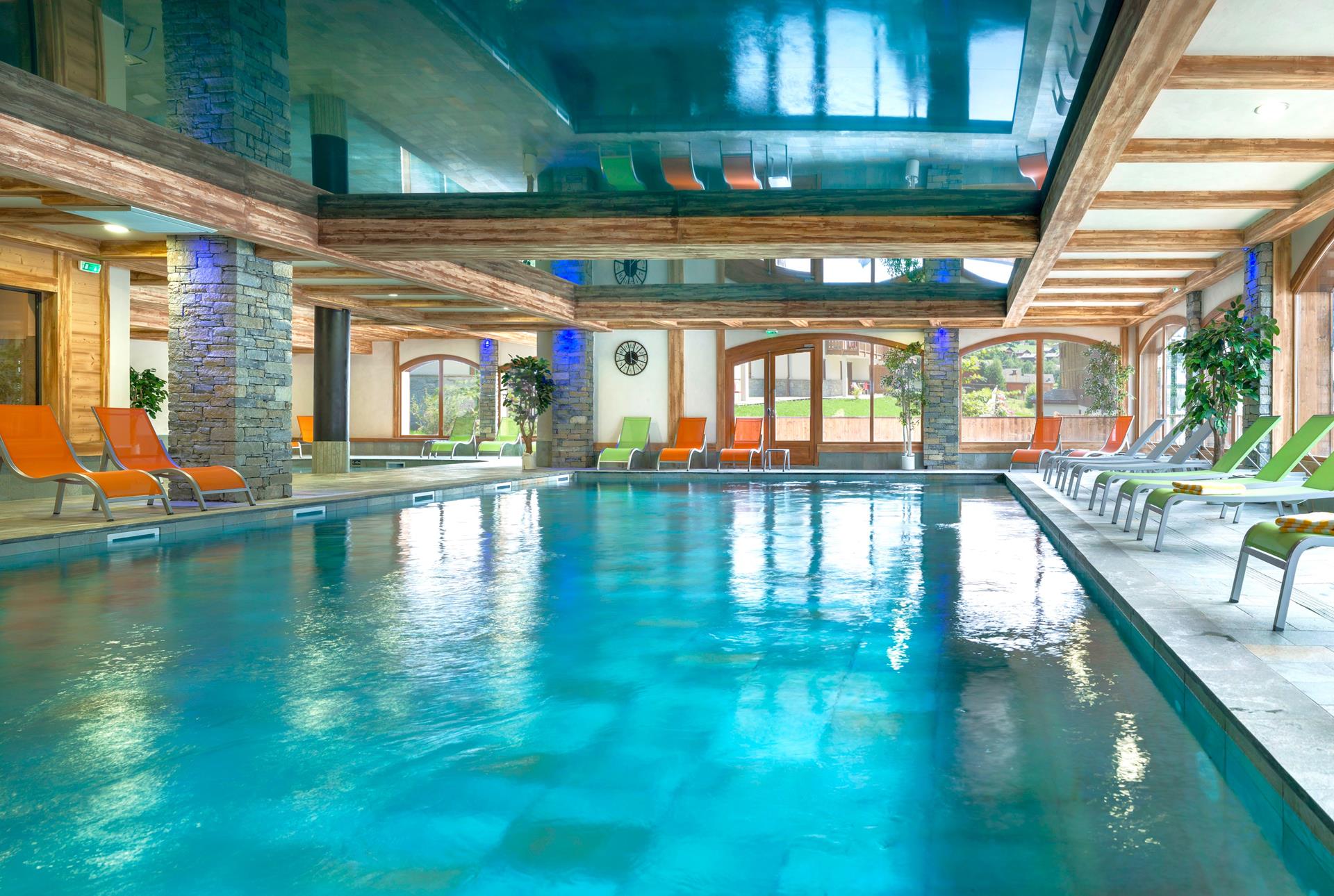 Piscine, Les Chalets d'Angèle - CGH Résidences